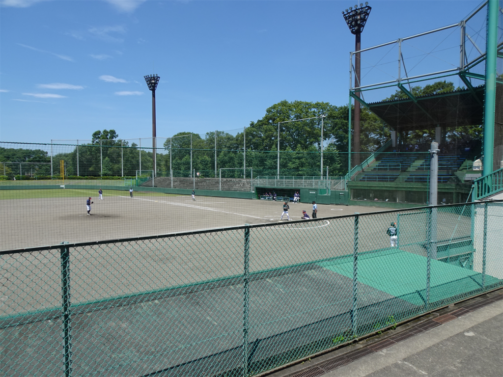 小山運動公園野球場 - ナショナル・スタジアム・ツアーズ