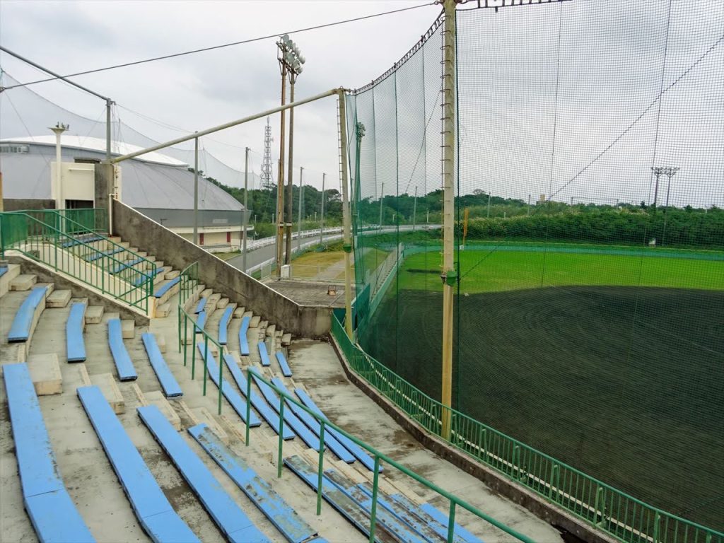 うるま市具志川野球場 ナショナル・スタジアム・ツアーズ うるま市具志川野球場 ナショナル・スタジアム・ツアーズ